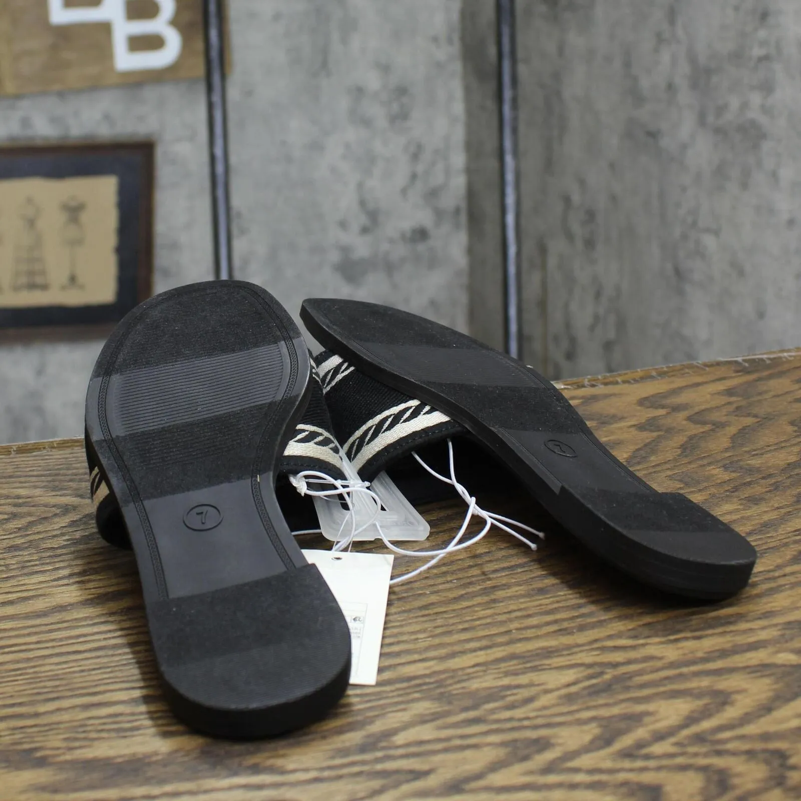 A New Day Womens Capri Nat Slide Sandals 89279352 Black 7M