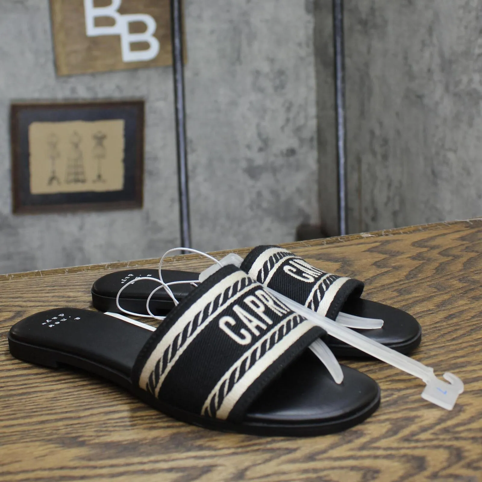 A New Day Womens Capri Nat Slide Sandals 89279352 Black 7M
