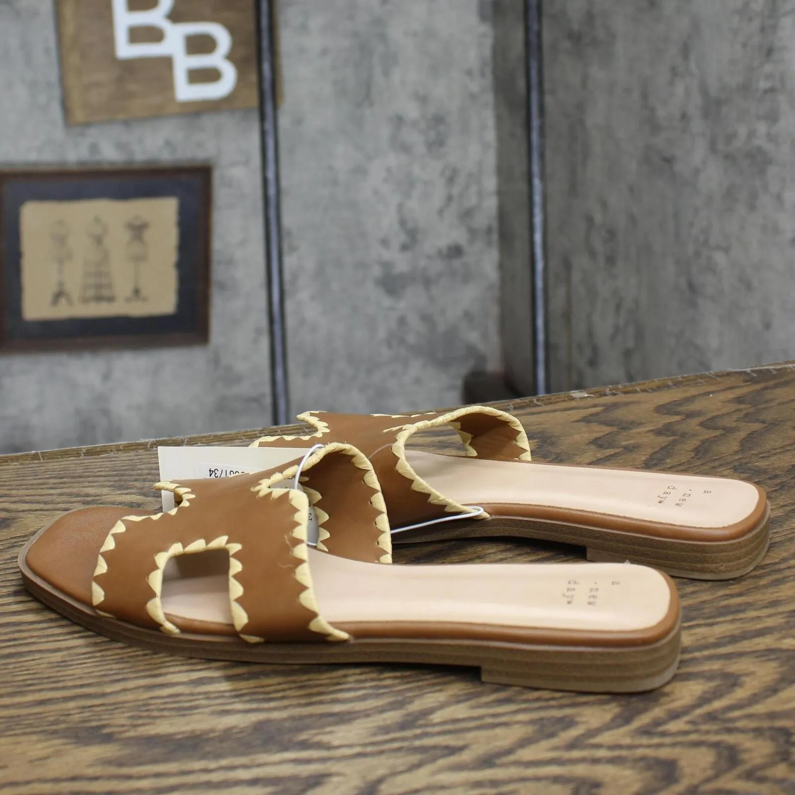 A New Day Womens Helena Whipstitch Slide Sandals 89885825 Tan Brown 8M