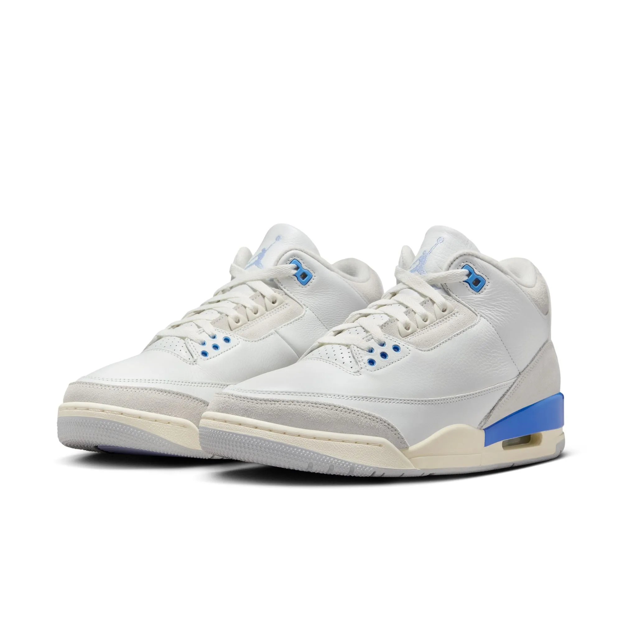 Air Jordan 3 Retro ‘Lucky Shorts'