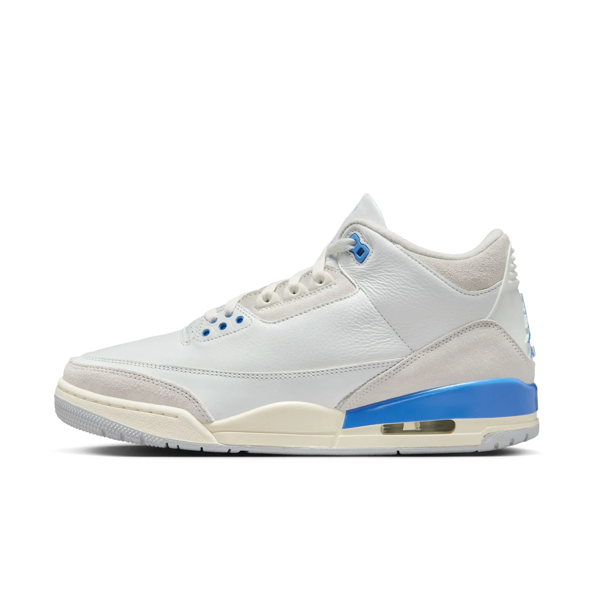 Air Jordan 3 Retro ‘Lucky Shorts'
