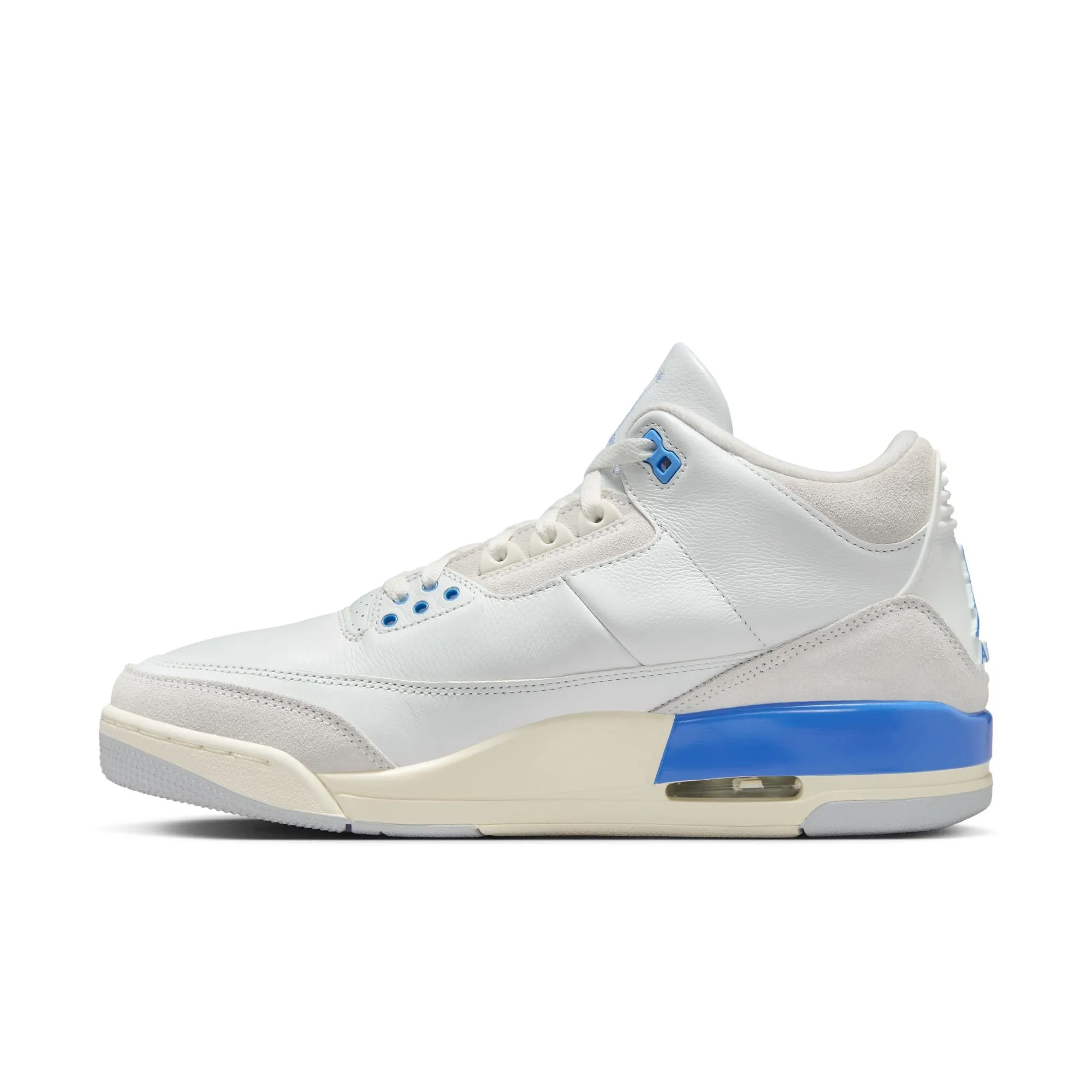 Air Jordan 3 Retro ‘Lucky Shorts'
