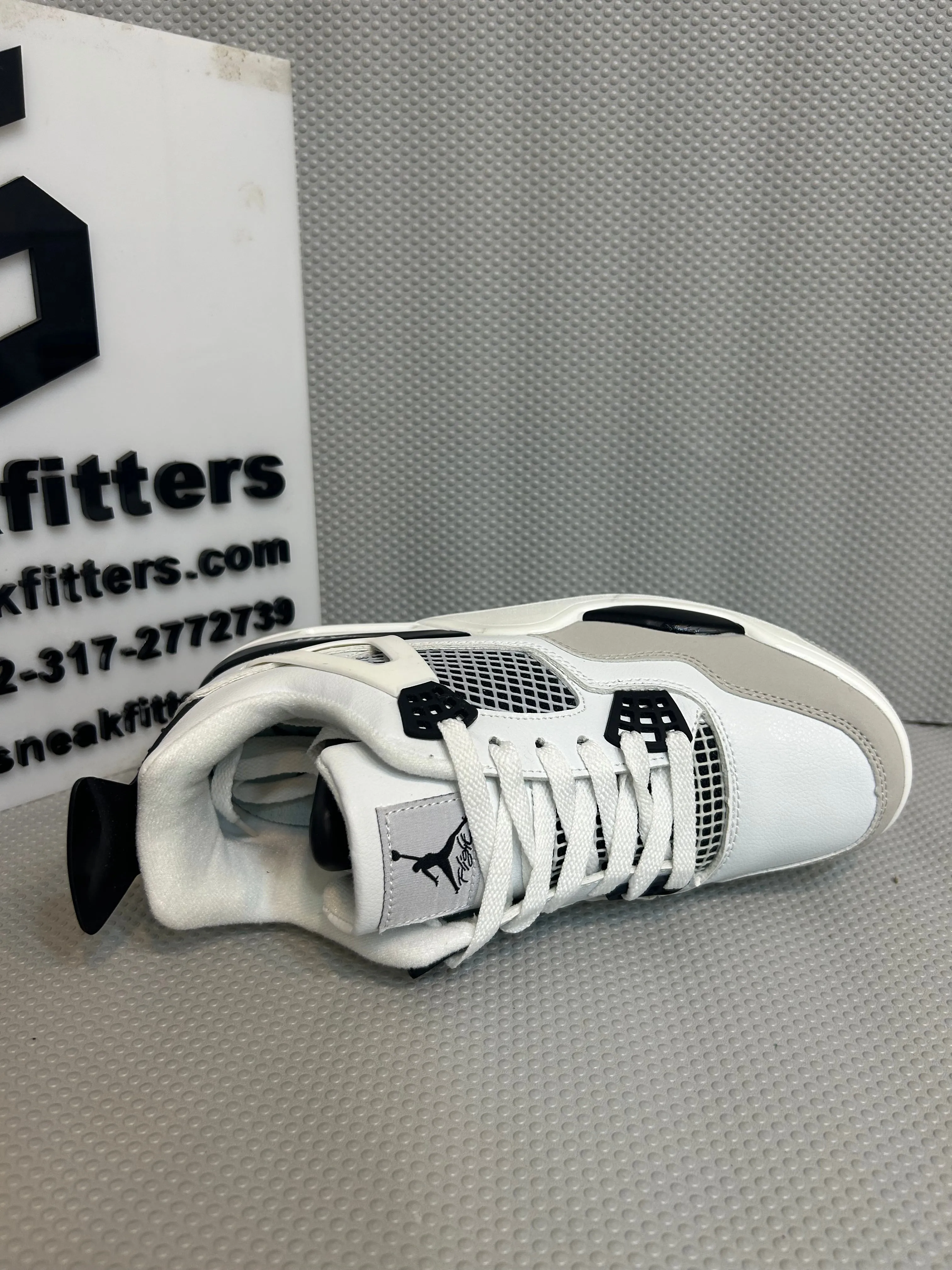 AR JDN 4 - Retro -  (WS) - White with Black