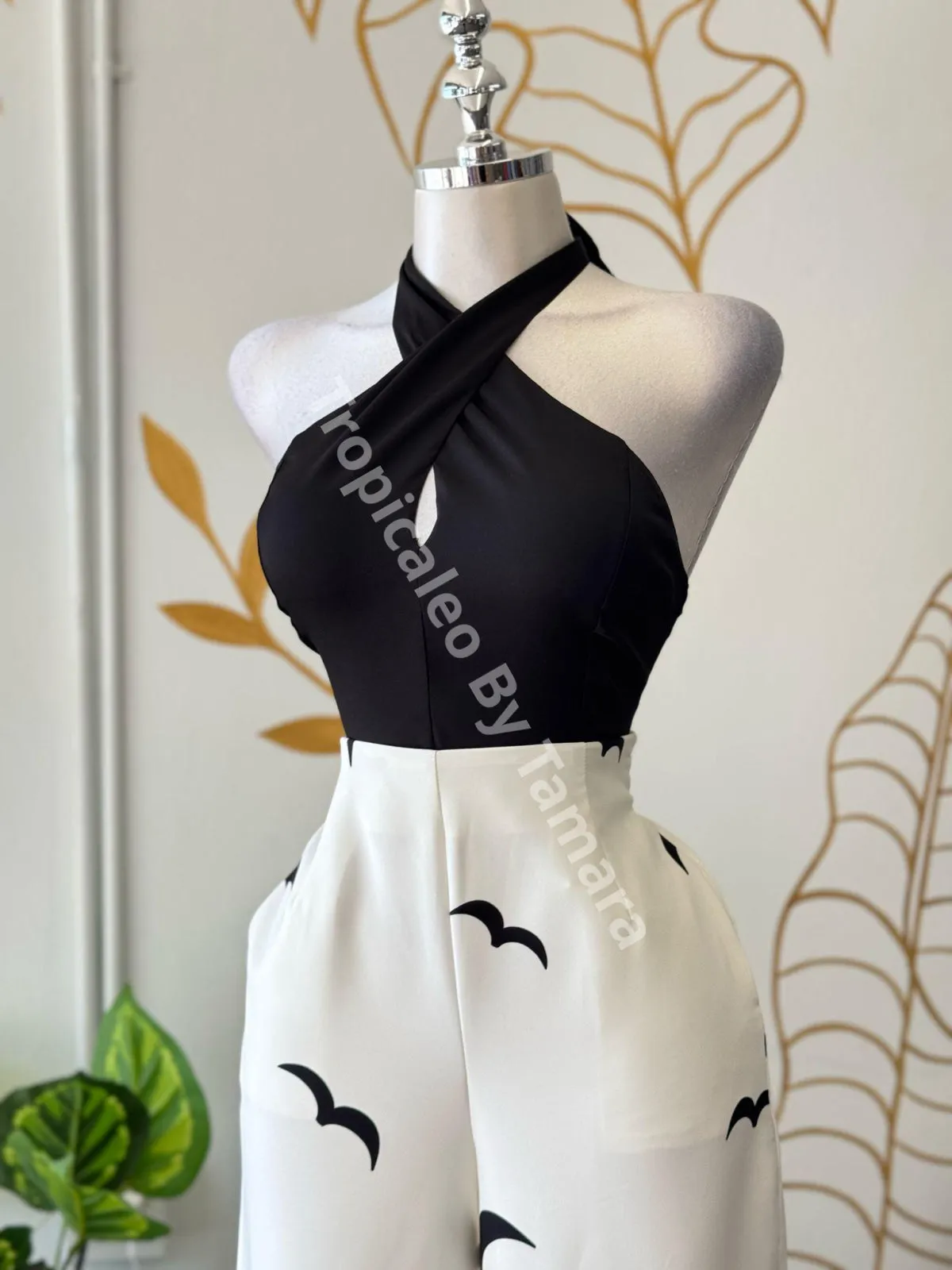 BlackCrossed Top