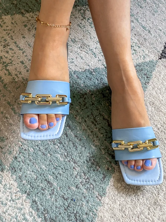 Blue Chain-Accent Sliders
