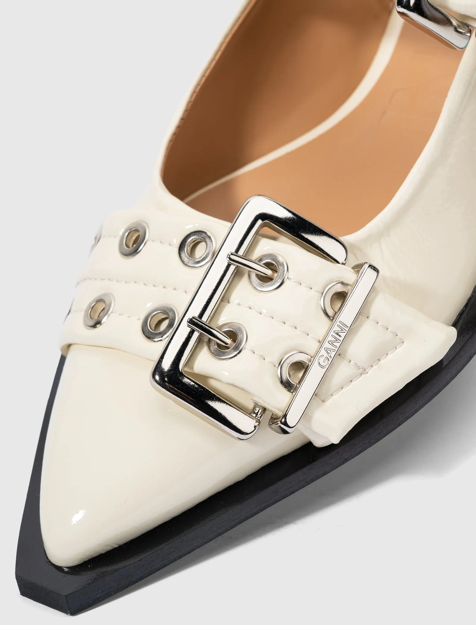 CHUNKY BUCKLE BALLERINA NAPLACK