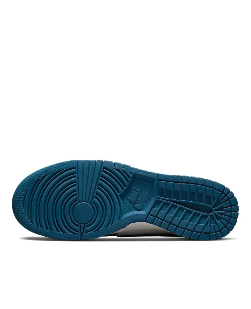 Dunk Low Retro SE Industrial Blue