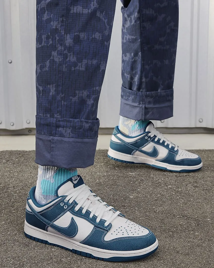 Dunk Low Retro SE Industrial Blue