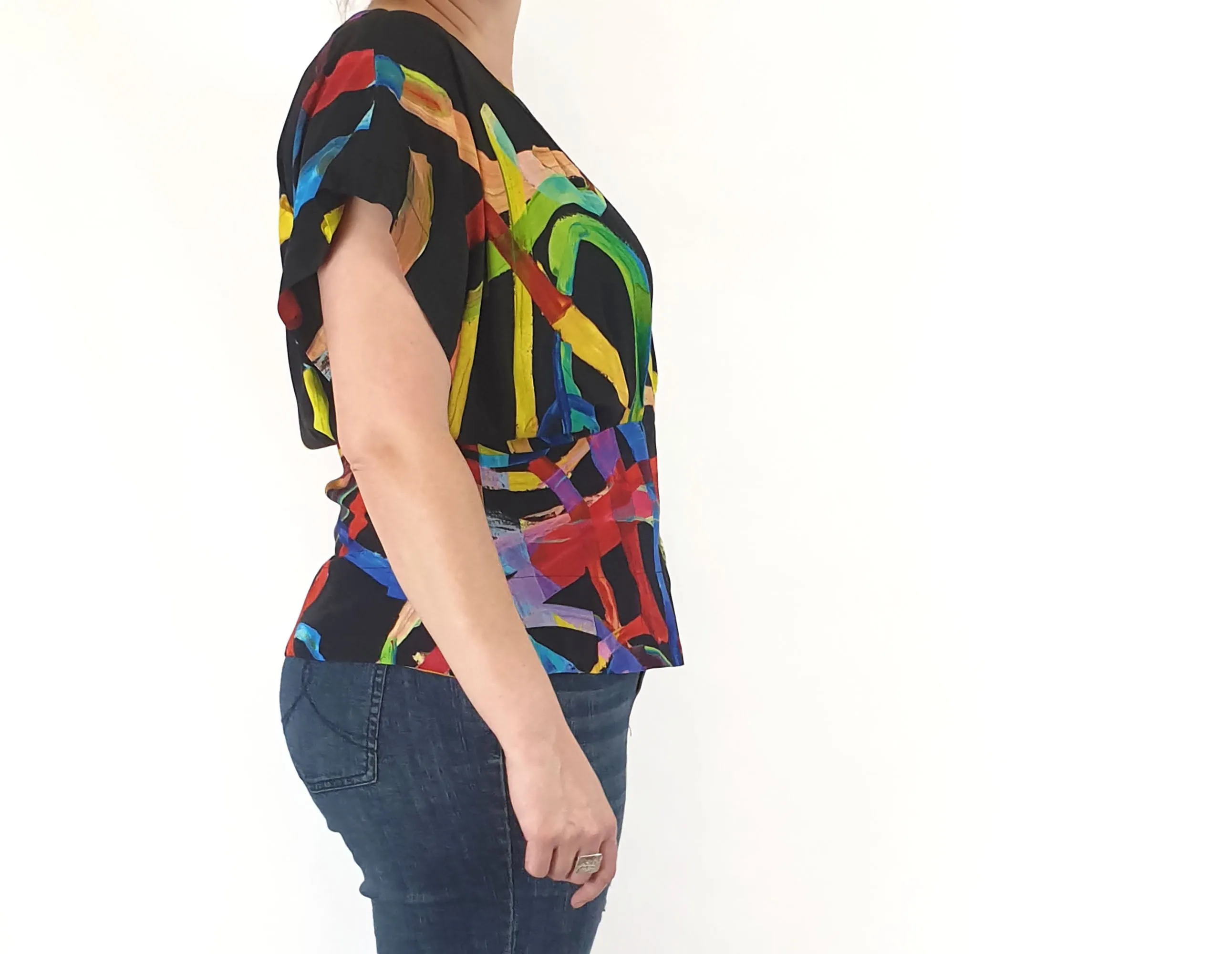 Elk stunning silky feel top size 16