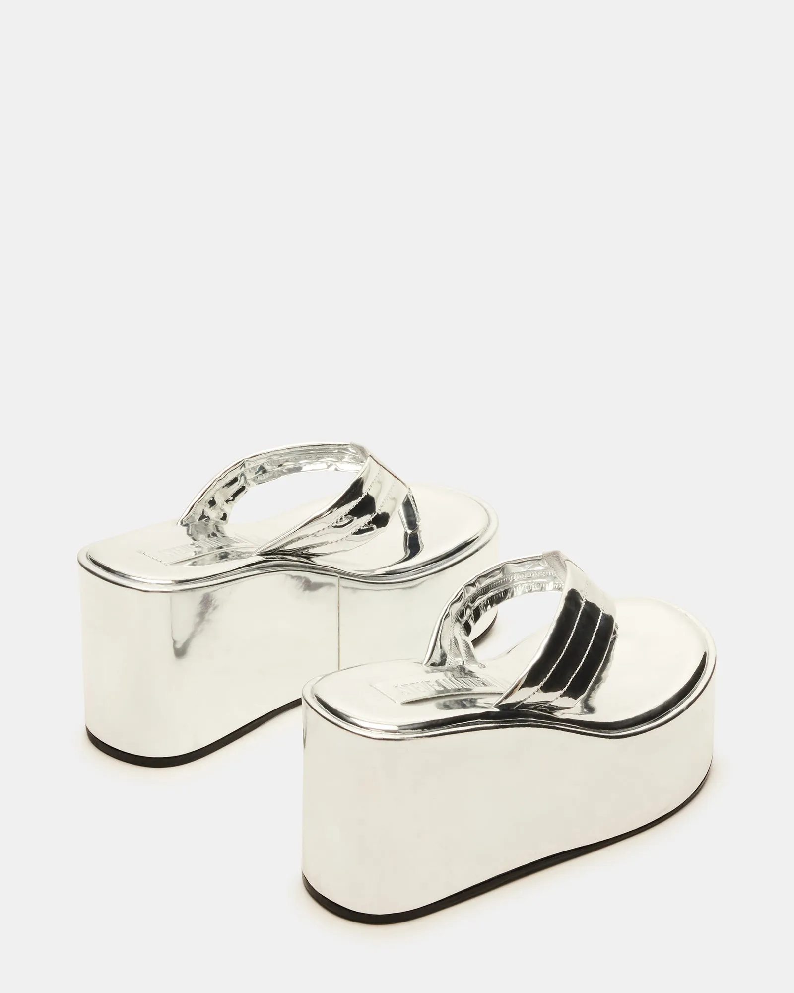 ESCAPISM SILVER