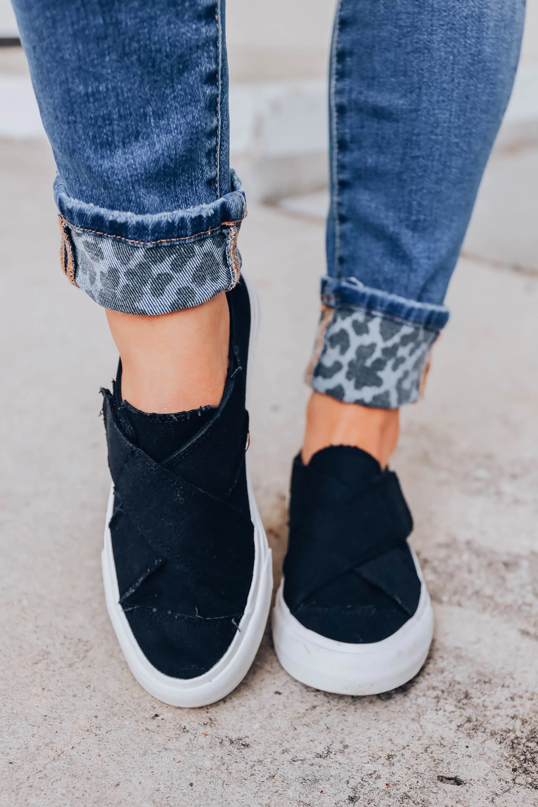 Ivette Slip on Sneaker By Very G - Black