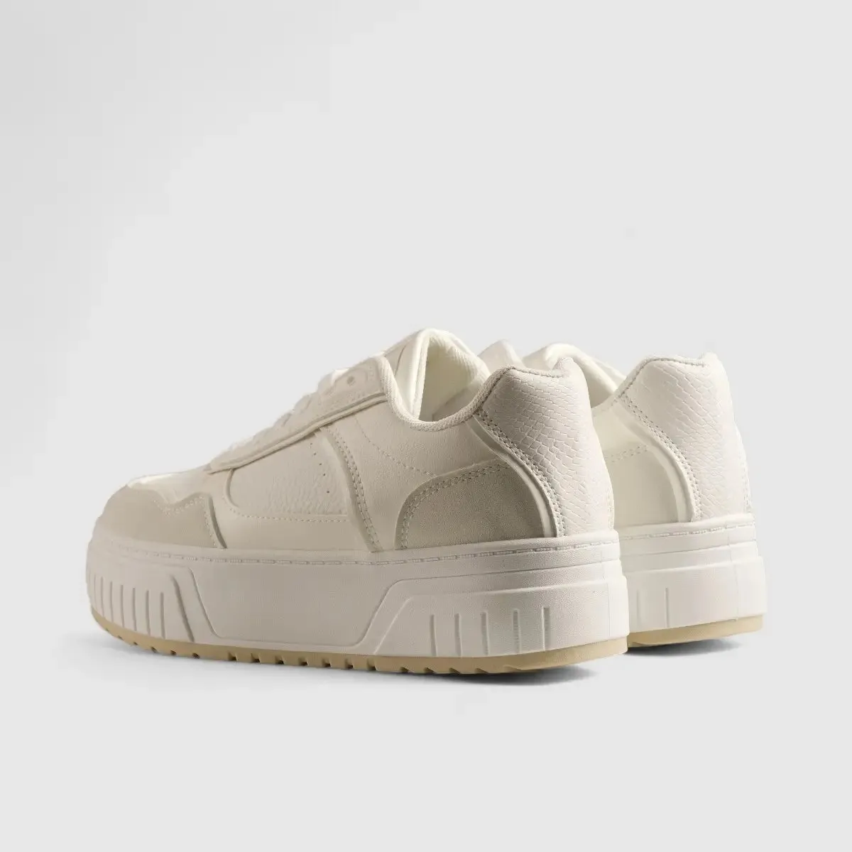 K7 Jody Platform White