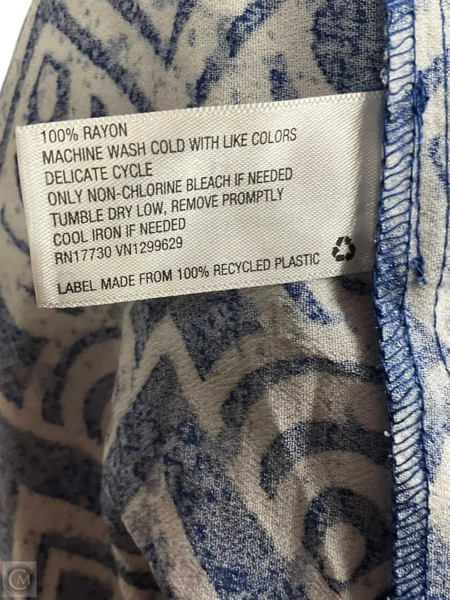 Kimono By Knox Rose In Blue & White, Size: M
