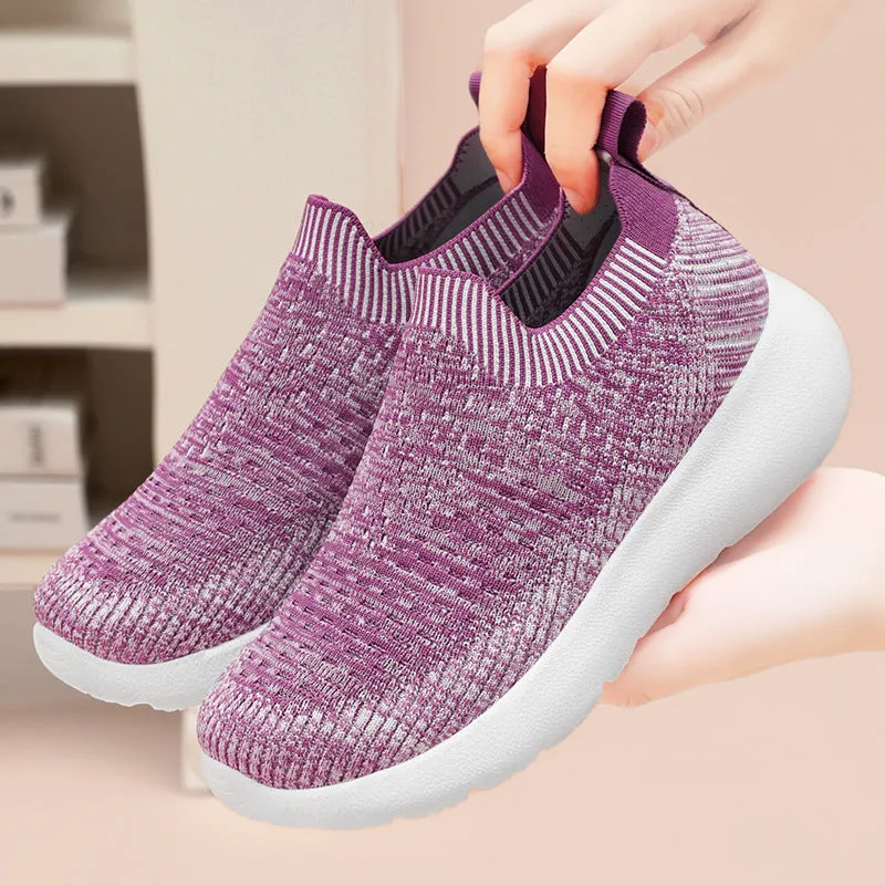 Lightweight Two-Tone Slip-On Sneakers with Breathable Knitted Design