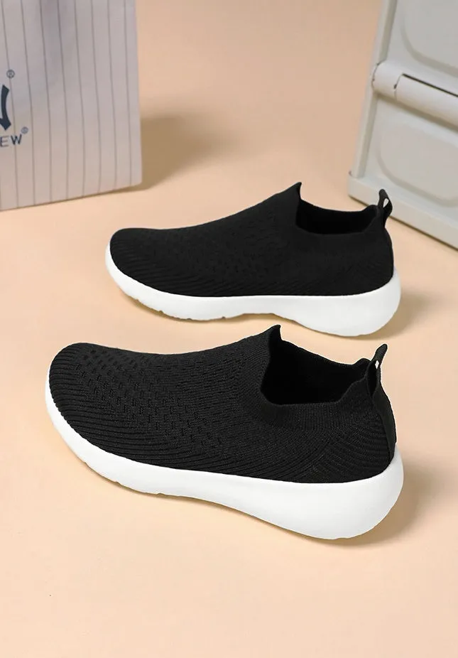 Lightweight Two-Tone Slip-On Sneakers with Breathable Knitted Design