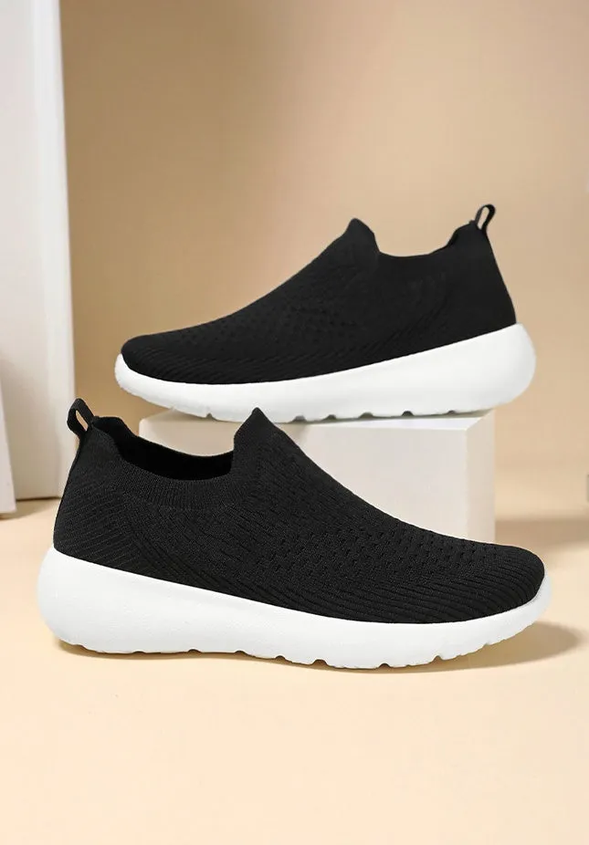 Lightweight Two-Tone Slip-On Sneakers with Breathable Knitted Design