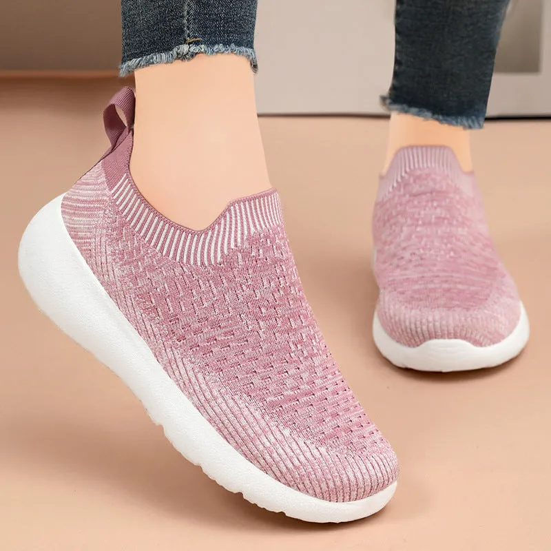 Lightweight Two-Tone Slip-On Sneakers with Breathable Knitted Design