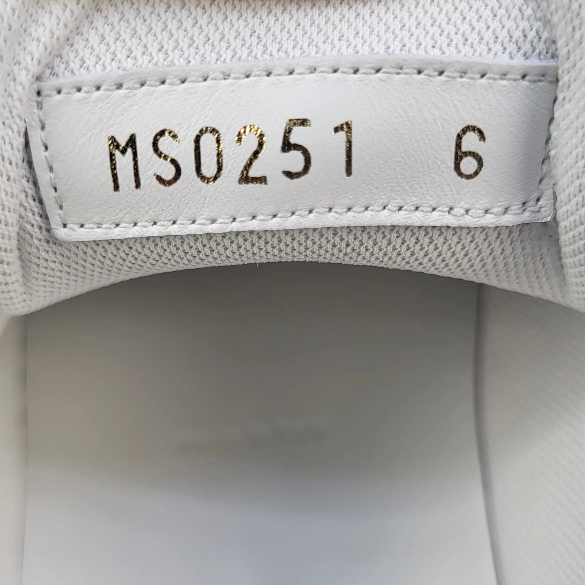 Luxembourg Sneaker