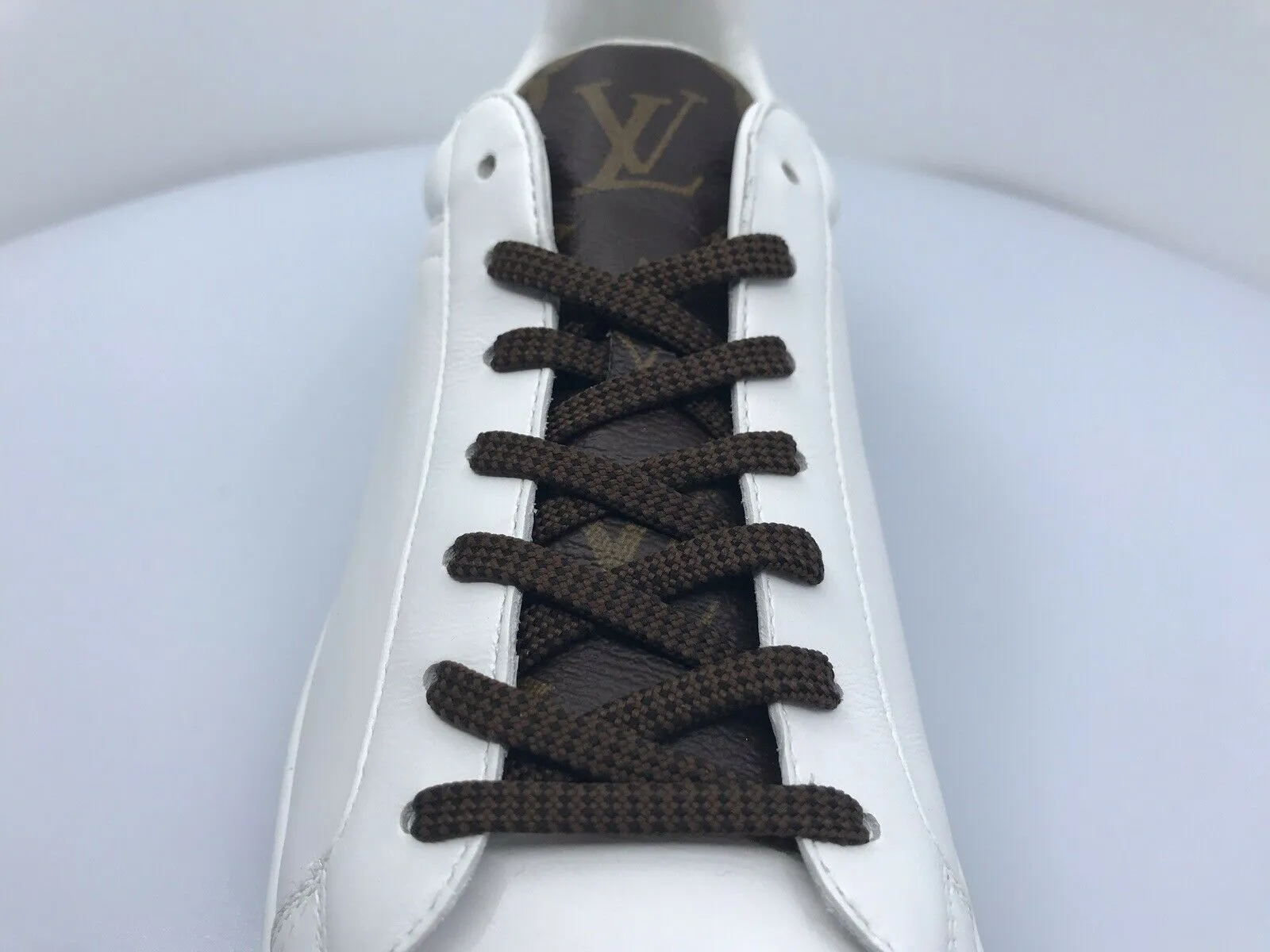 Luxembourg Sneaker