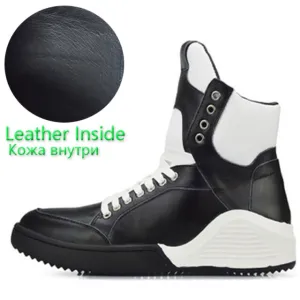 Man  Black White Retro Sneakers