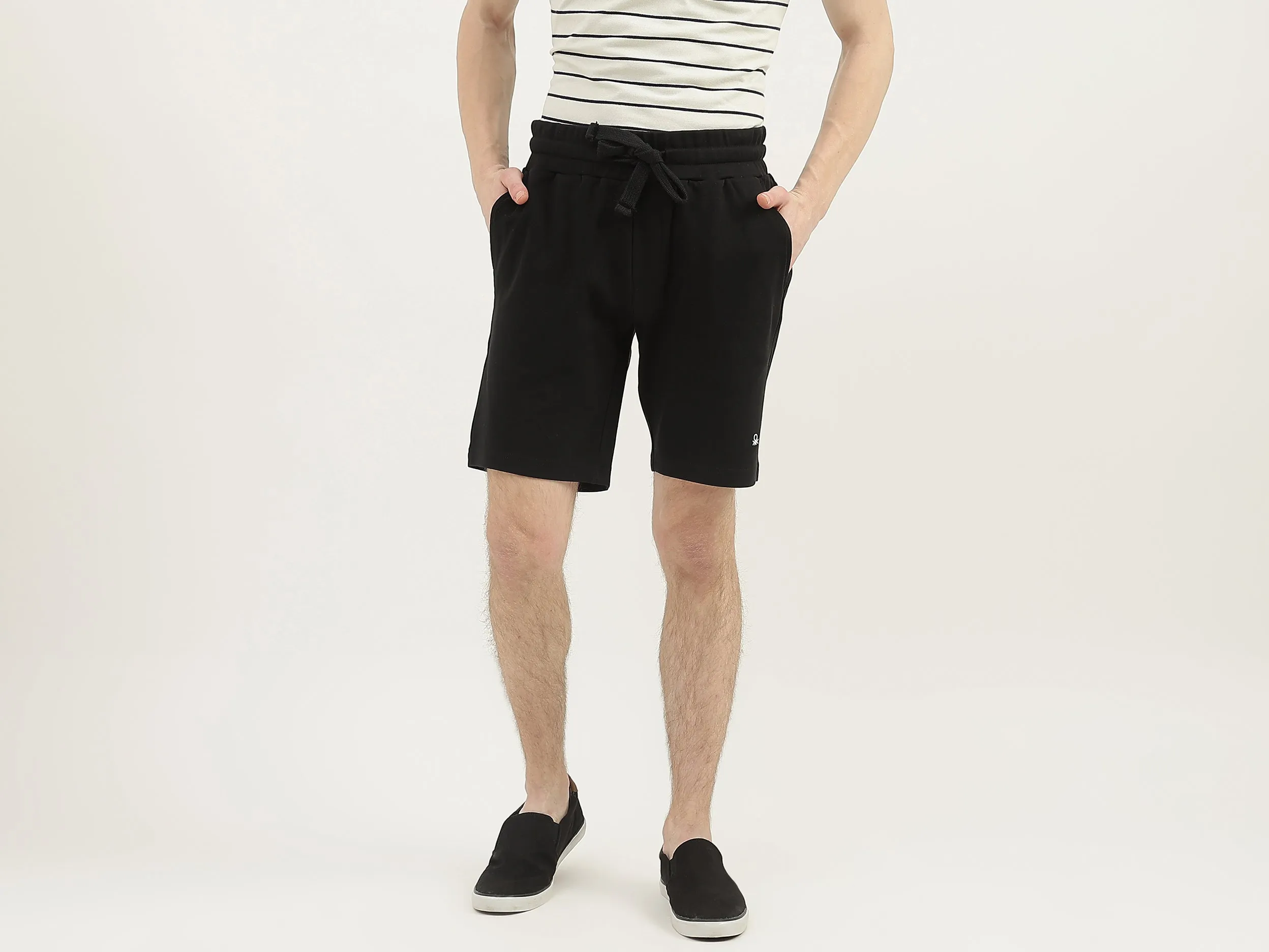 Men Solid Regular Fit Shorts