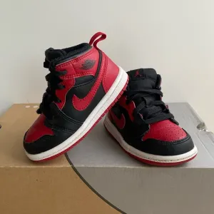 Nike Air Jordan 1 Retro Mid “Banned” Toddler Sneakers- SZ 7 C