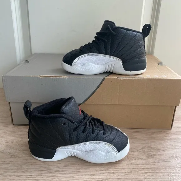 Nike Air Jordan 12 Retro Playoff Toddler Sneakers - SZ 8 C