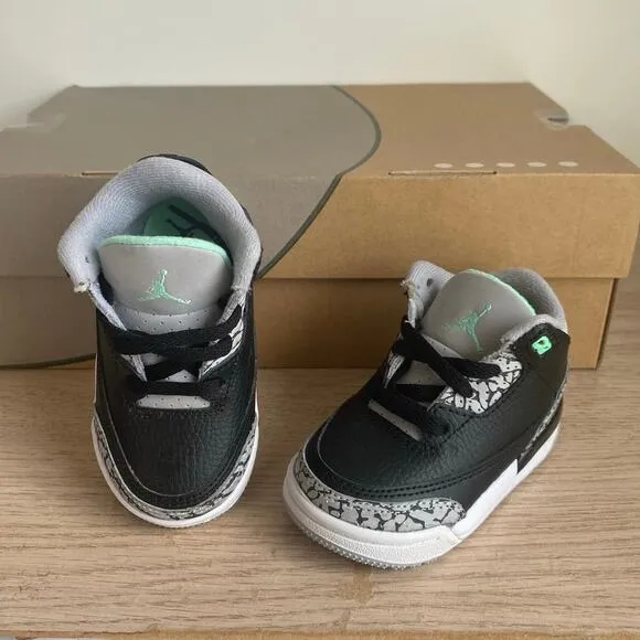 Nike Air Jordan 3 Retro Green Glow/Black Toddler Sneakers- SZ 5 C