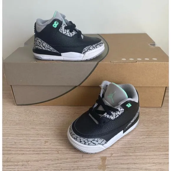 Nike Air Jordan 3 Retro Green Glow/Black Toddler Sneakers- SZ 5 C
