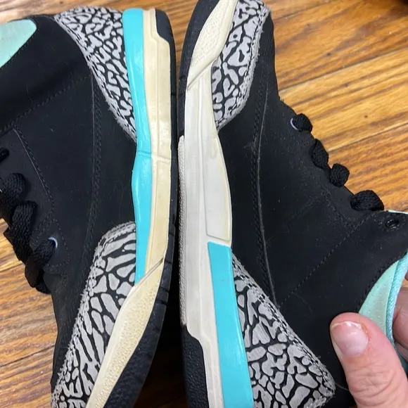 NIKE AIR JORDAN | Retro 3 black/mint sneakers mid tops
