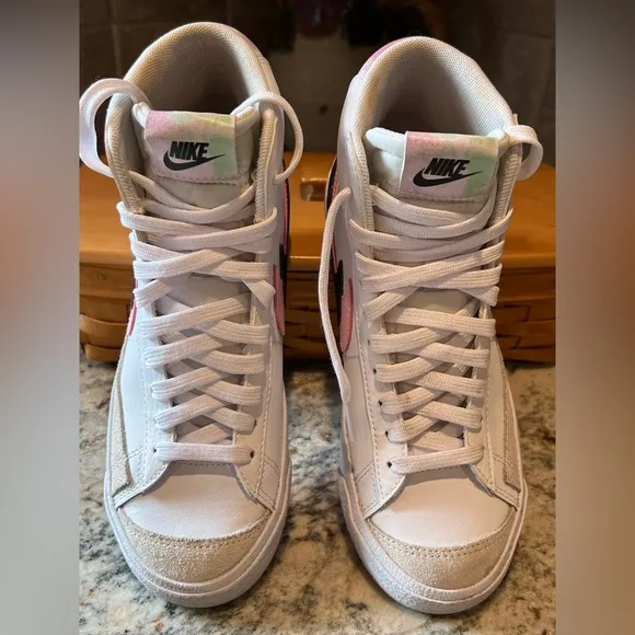 Nike Blazer Mid White Sneakers Pink Black &amp; Watercolor Pastels 5Y