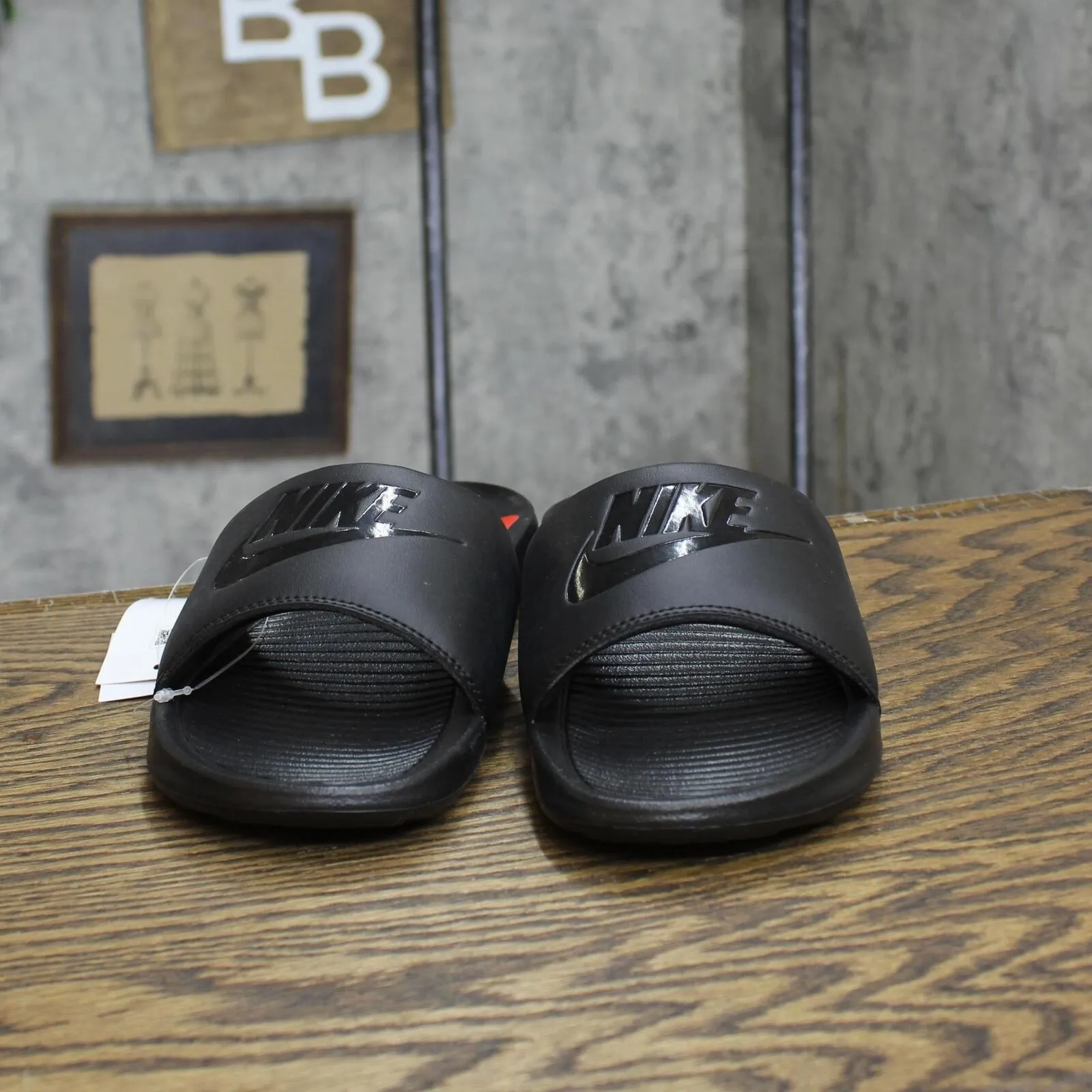 Nike Victori One Womens Slide Sandals CN9677-004 Black 7
