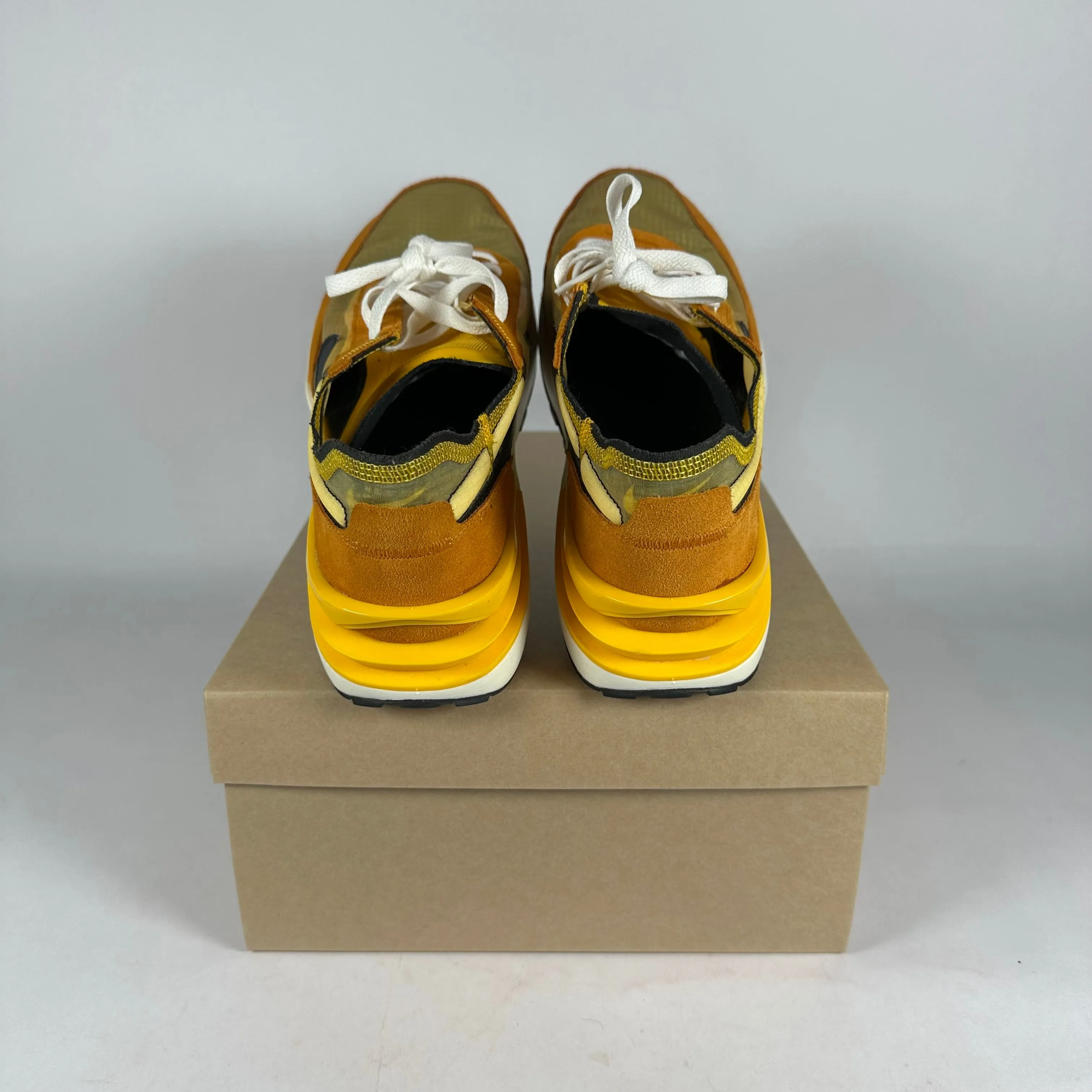 Nike Waffle One SE Orange Yellow *pre-owned* size 9.5