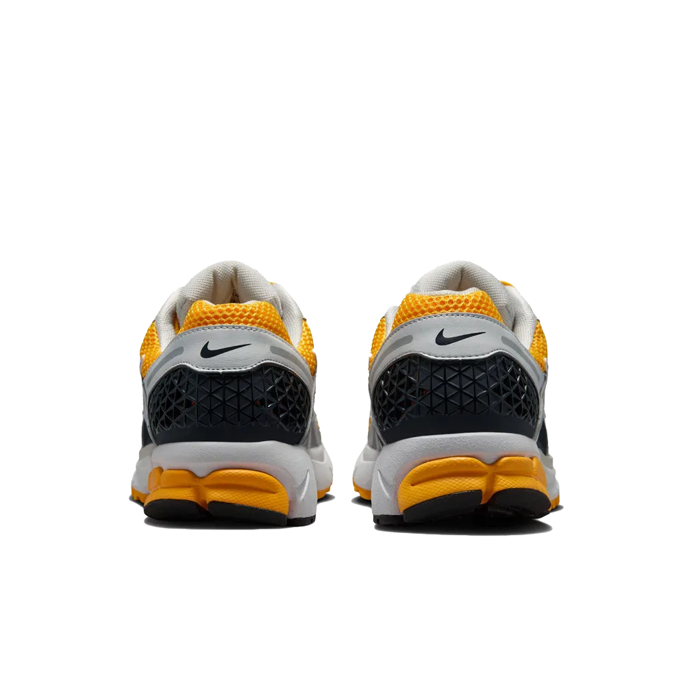 Nike Zoom Vomero 5 Men's Shoes