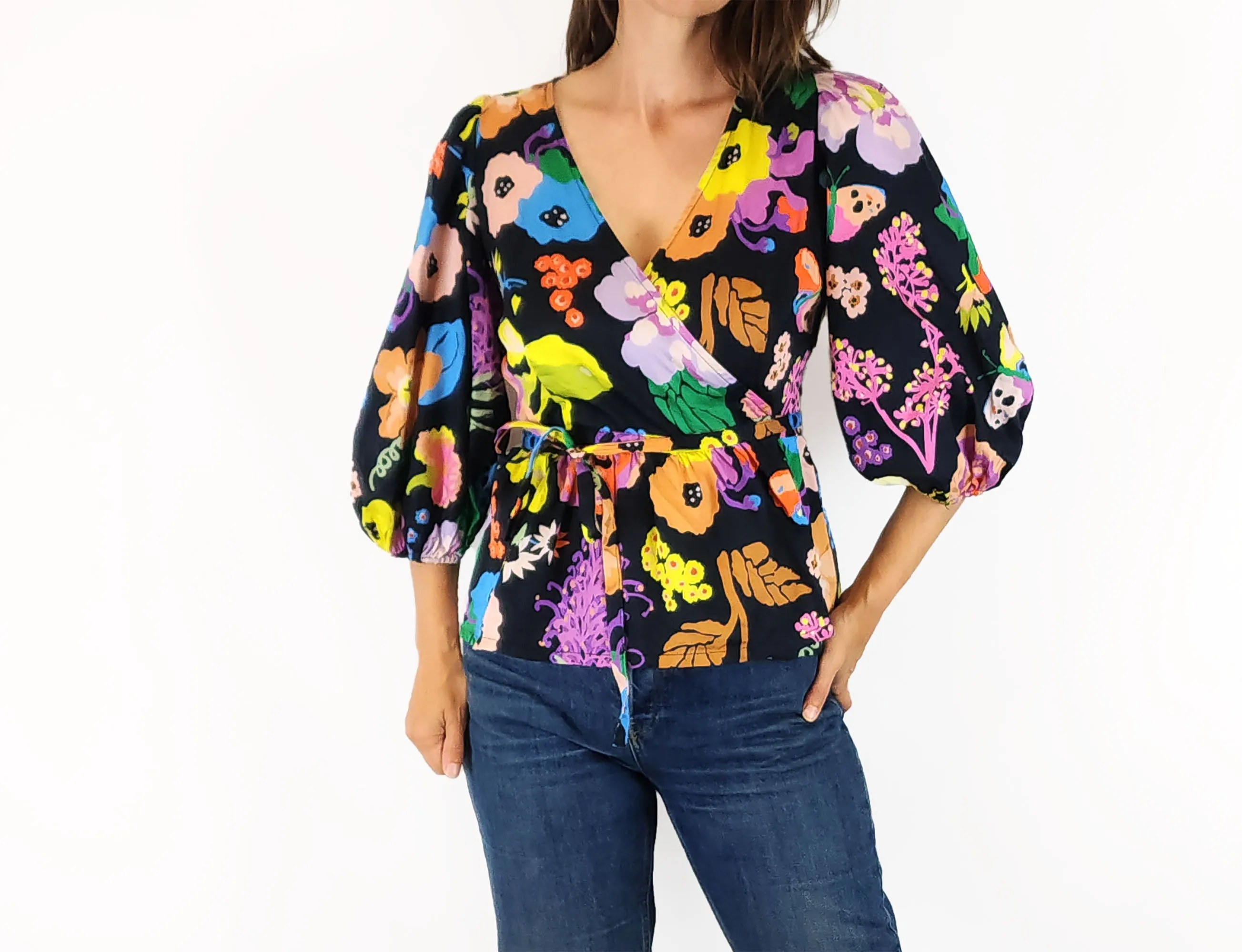 Obus flora print wrap style top size 8