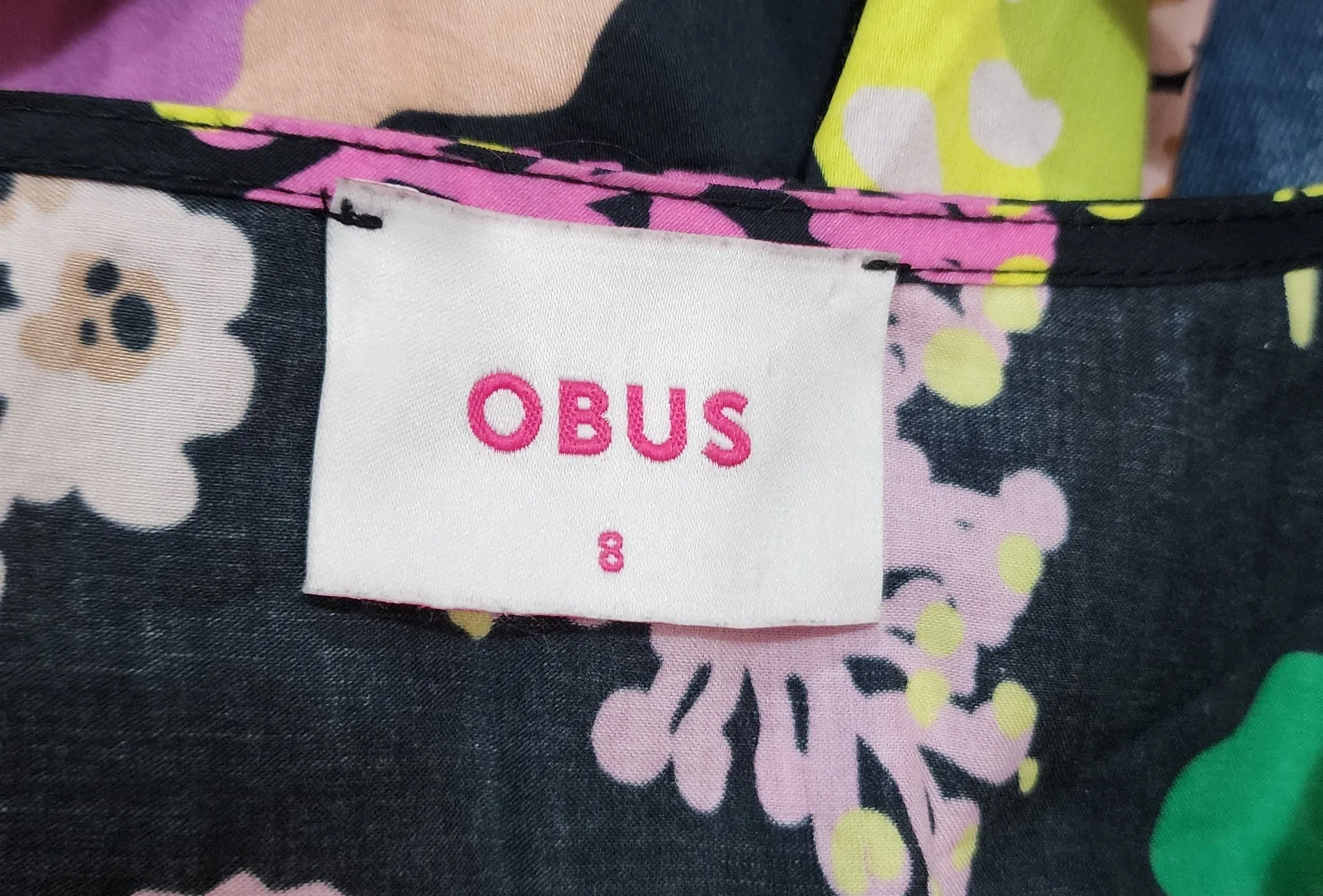 Obus flora print wrap style top size 8