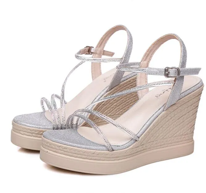 Petite Platform Rockstud Wedge Sandals SS392
