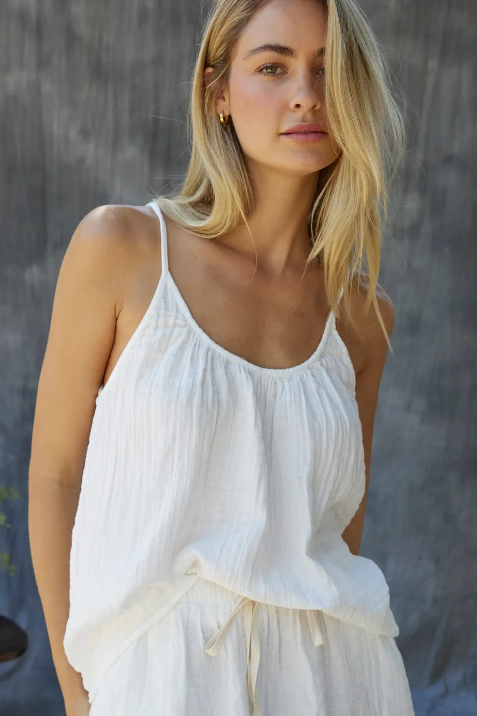PLAYA tank top in lightweight gauze - white