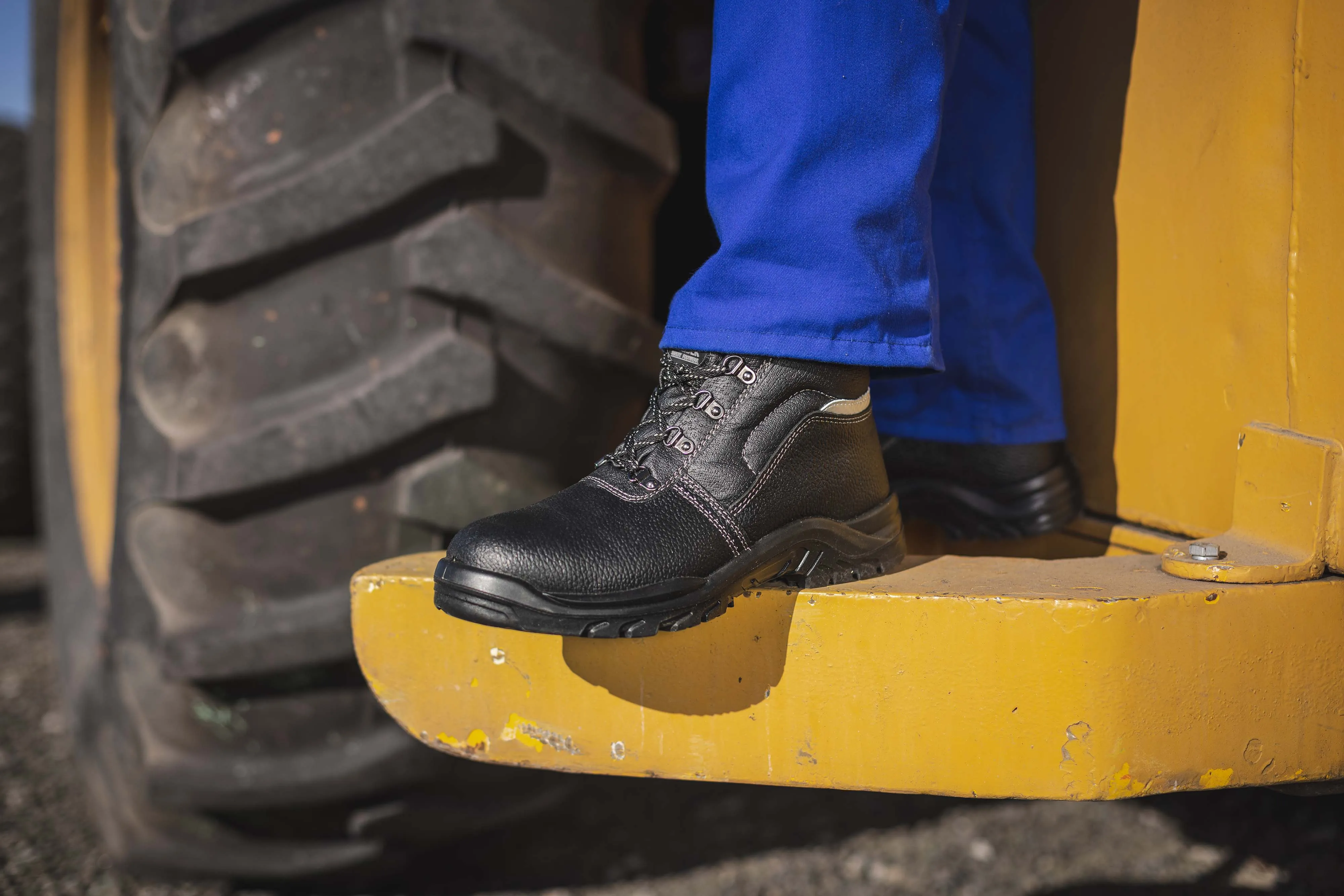 Raptor Safety Boot Size 16