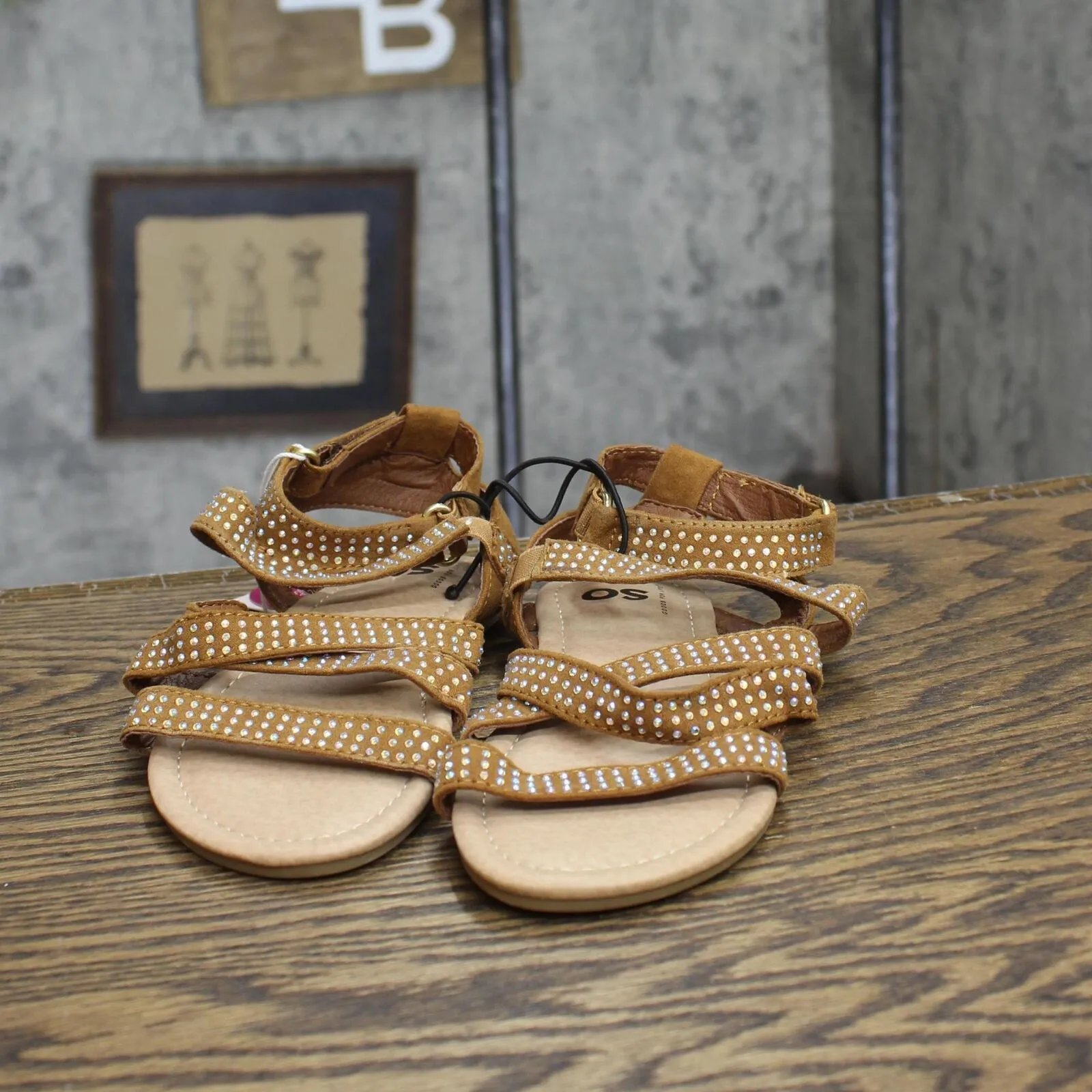 So Cecilaa Girls Gladiator Sandals CECILAACOGNAC Brown 1M