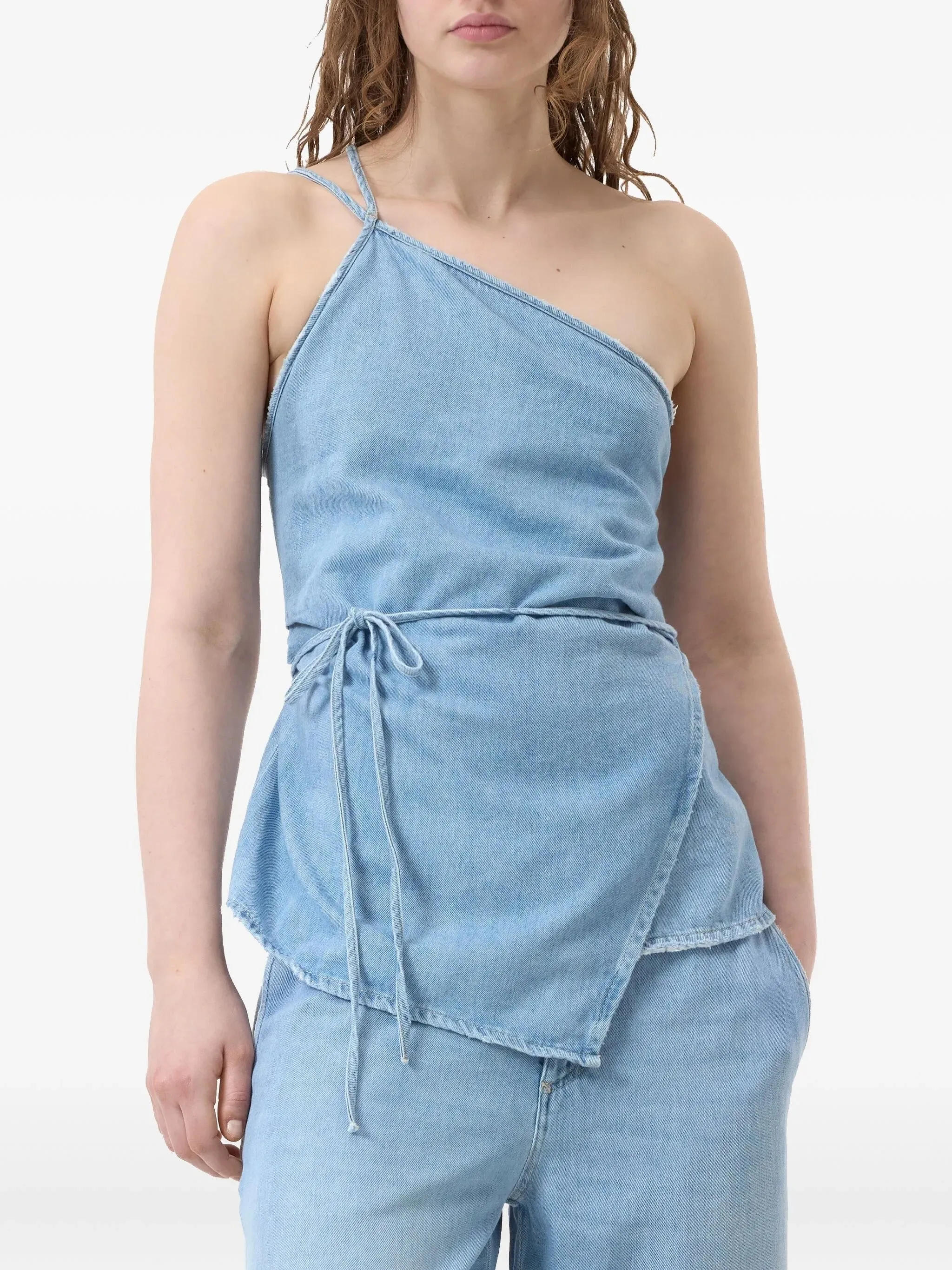 Stängd wrap -topp
