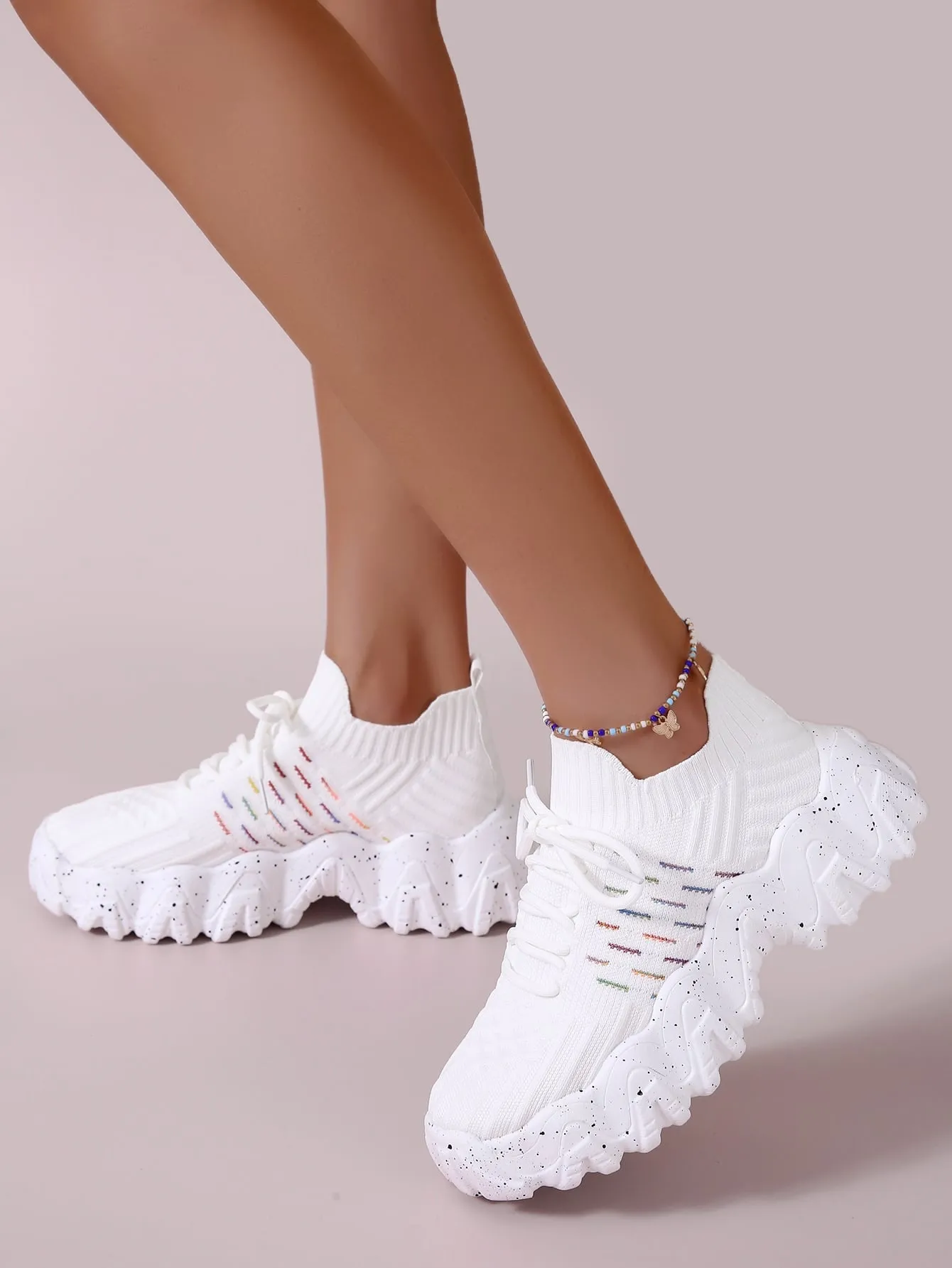 Striped Pattern Knit Detail Slip On Running Shoes - White