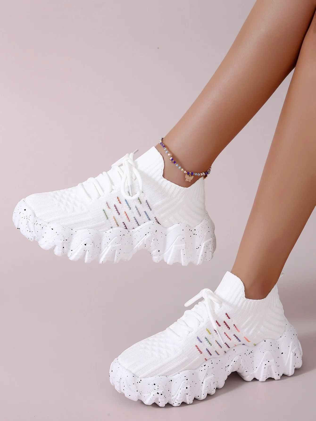 Striped Pattern Knit Detail Slip On Running Shoes - White