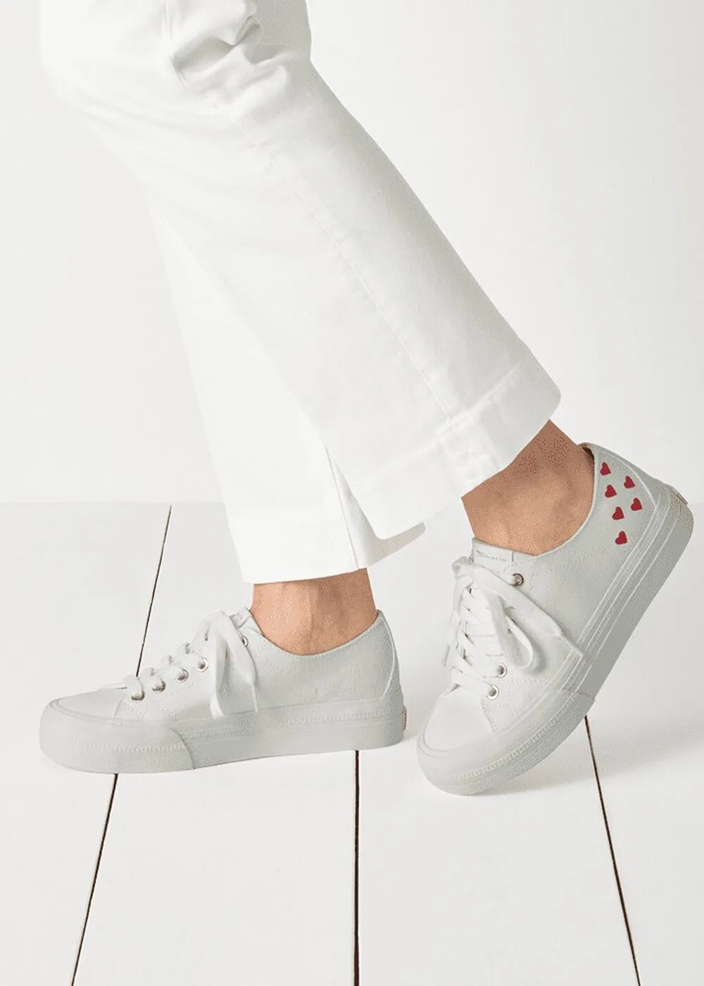 Tamaris Billie Hearts Vegan Sneakers White