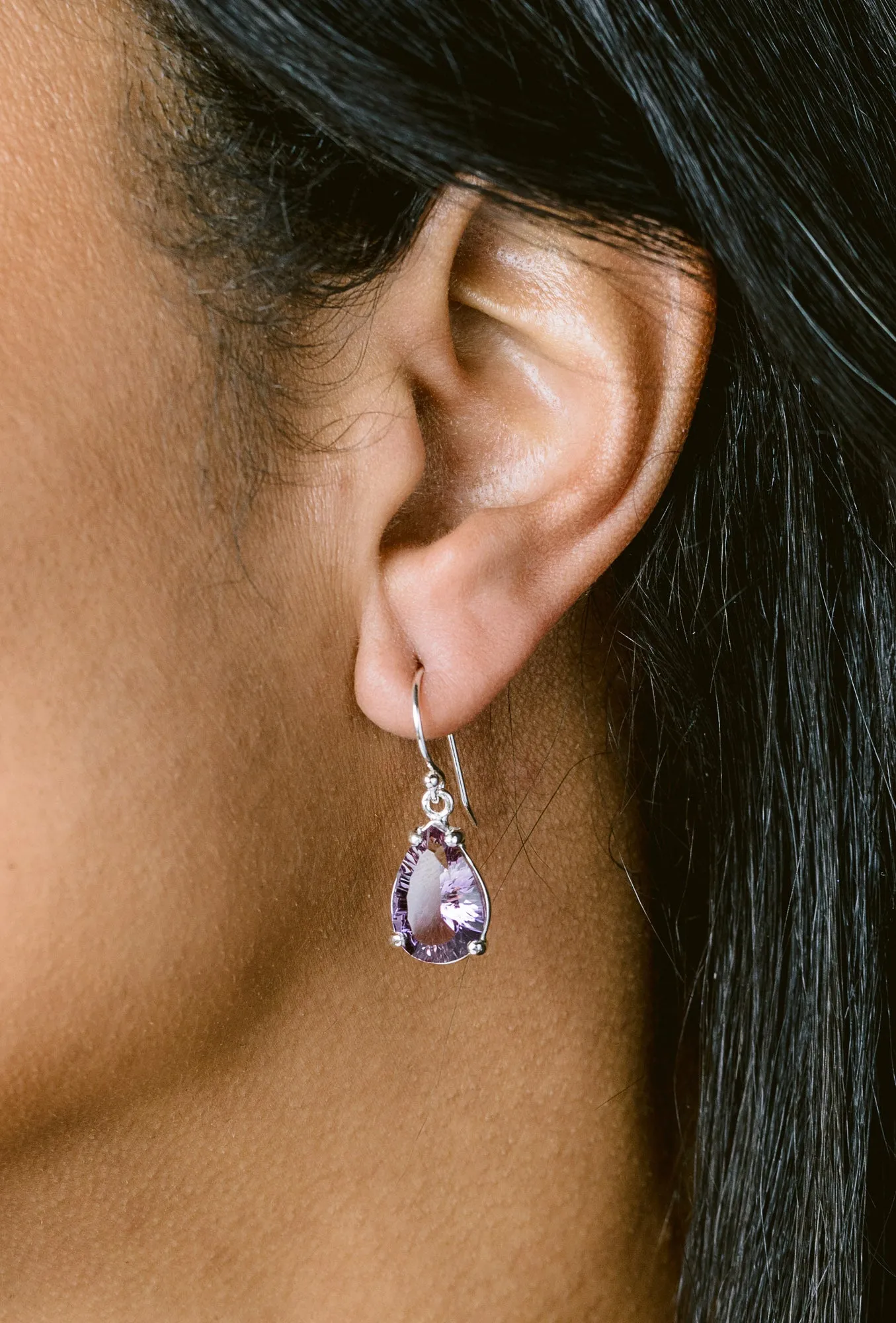 Teardrop Earrings in Amethyst