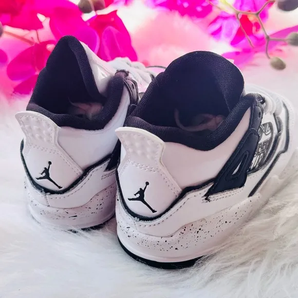 Toddler Jordan 4 Patent Retro SE DIY Sneakers