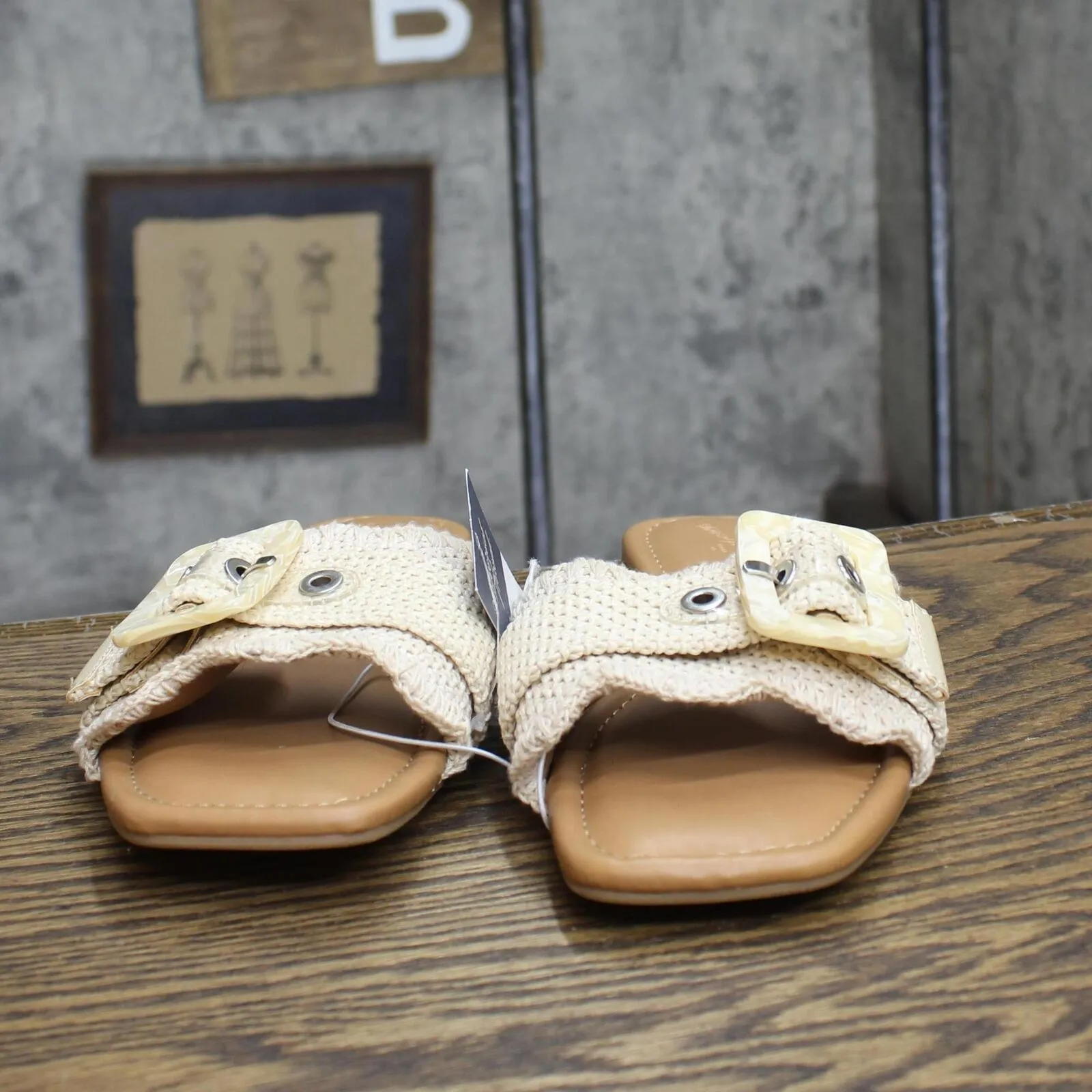Universal Thread Chrissy Slide Sandals with Memory Foam Insole Beige Brown 10M