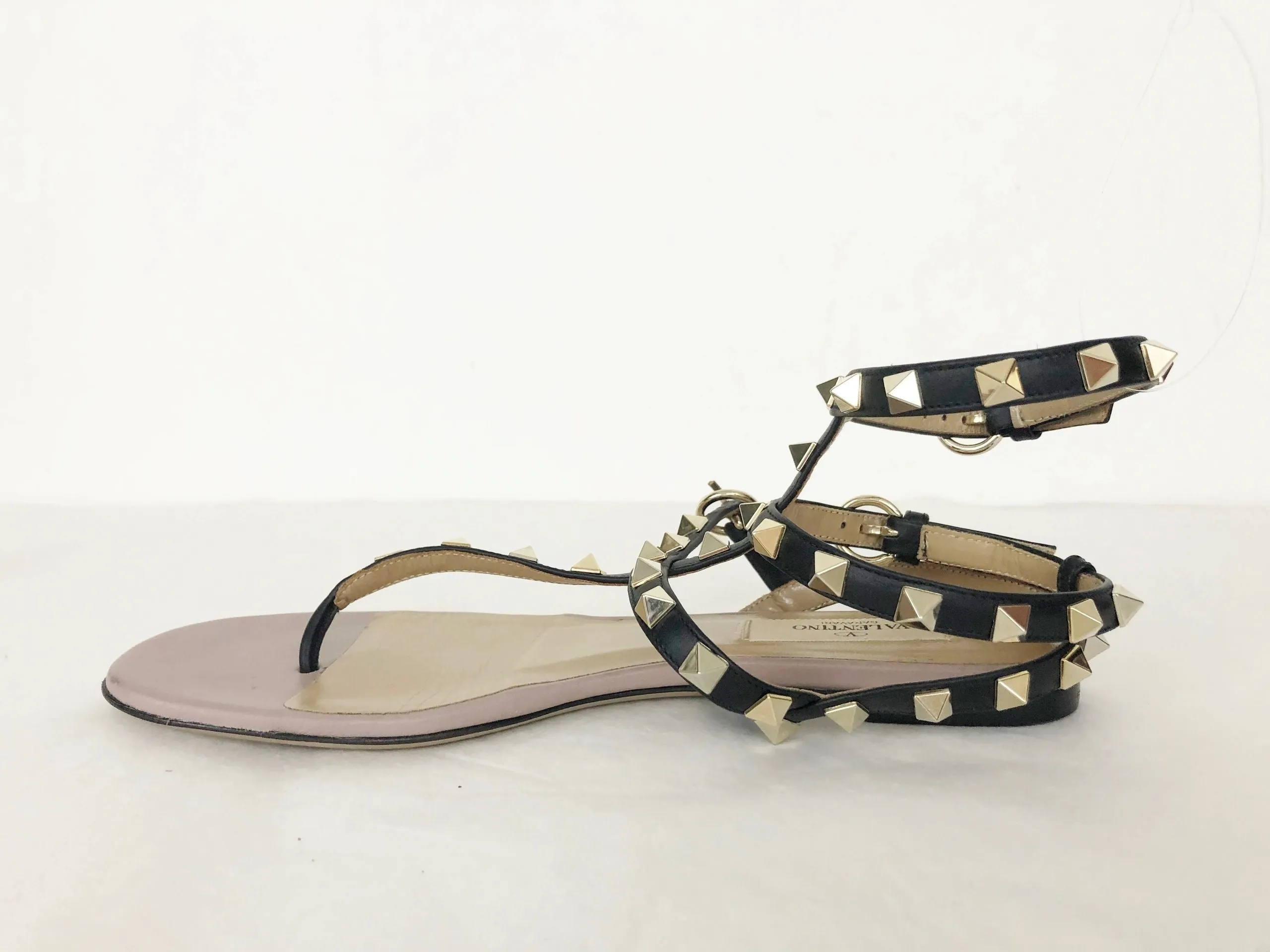 Valentino Rockstud Gladiator Sandal Size 36 It (6 Us)