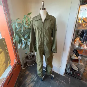 Vintage army green military flight suit // Size Small Short (HT2354)