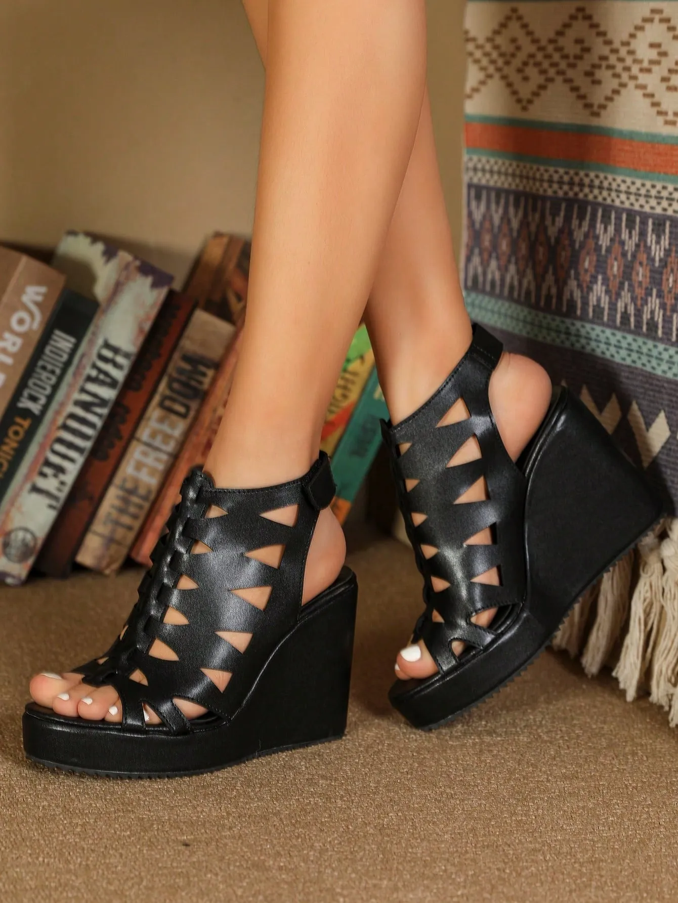 Women Cut Out Gladiator Sandals, Vacation Outdoor Black Wedge Sandals